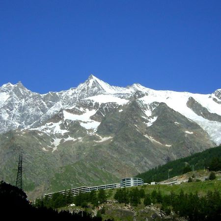 Camping Schonblick Im Saas-Tal Ξενοδοχείο Εξωτερικό φωτογραφία